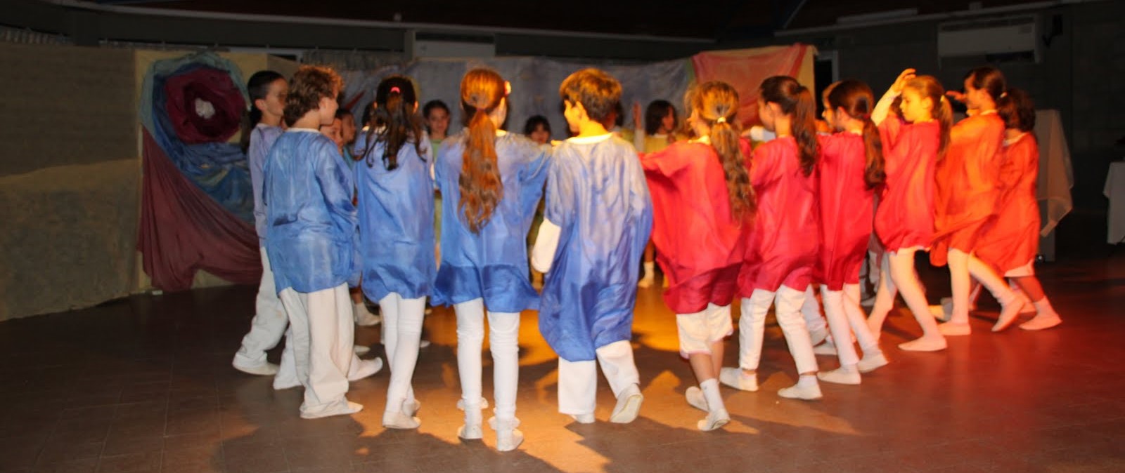 מופע אוריתמיה, כיתה ד